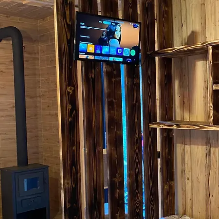 будиночок між річками гирло